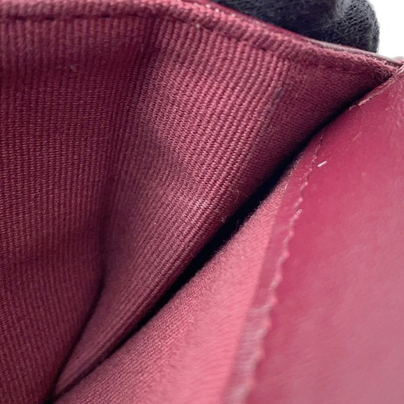 CHANEL Caviar Leather Logo Wallet - Picture 11 of 16